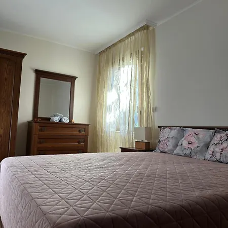 Milena Apartment *